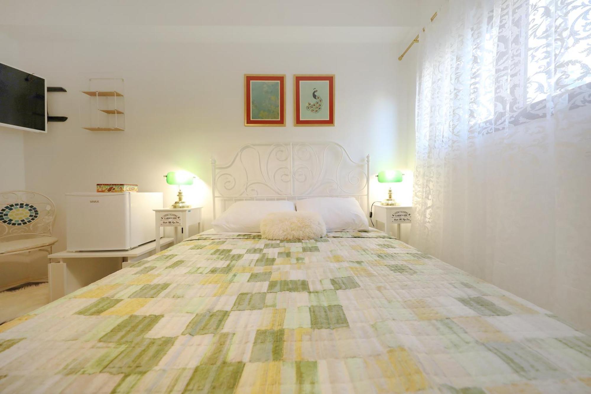 Apartments And A Room Ina Zadar Bagian luar foto
