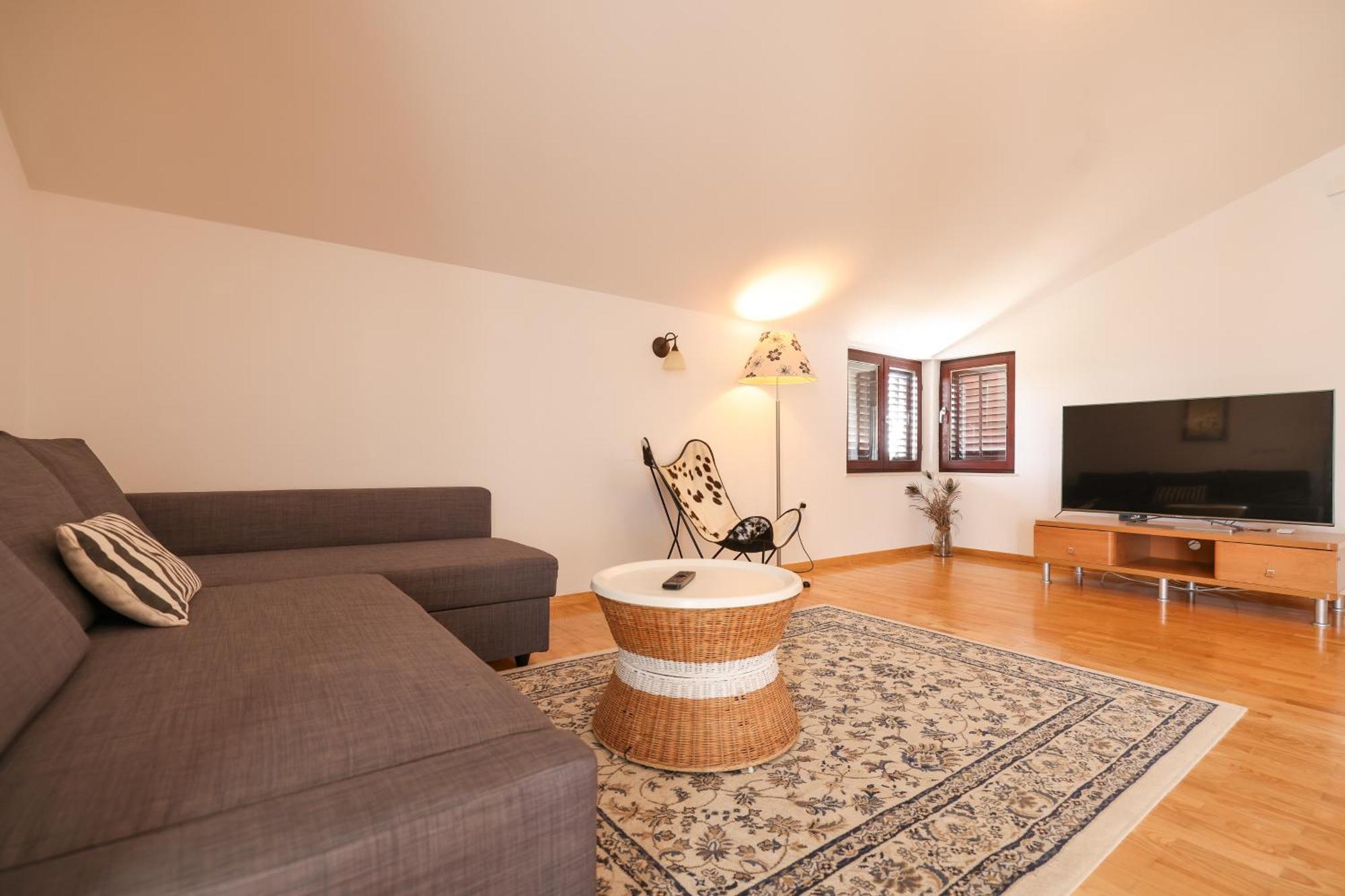 Apartments And A Room Ina Zadar Bagian luar foto