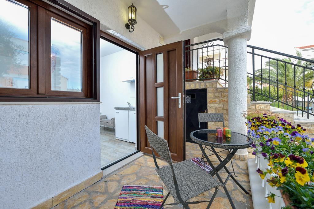 Apartments And A Room Ina Zadar Bagian luar foto