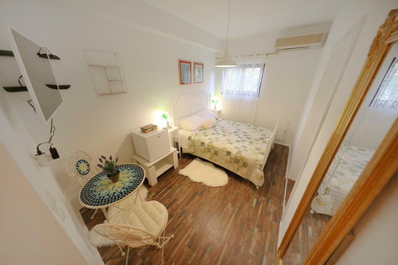Apartments And A Room Ina Zadar Bagian luar foto